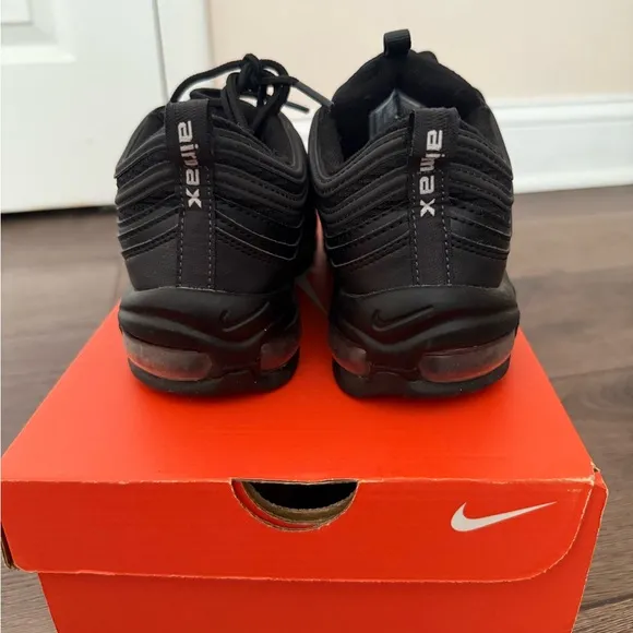 Nike Air Max Men's Black Shoes