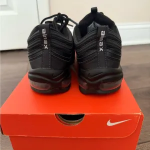 Nike Air Max Men's Black Shoes