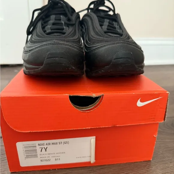Nike Air Max Men's Black Shoes