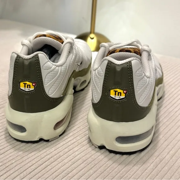 Nike Air Max Plus Leopard Low GS Shoes White DX9283-100 NEW Sz 5Y / WMNS 6.5