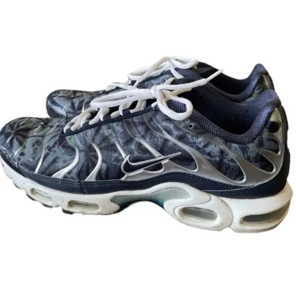 Nike Air Max Plus Navy Palm Trees Sz 11.5 Athletic Sneakers Shoes CI2301-400