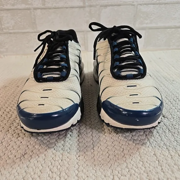 Nike Air Max Plus OG Low Top Lace Up Sneakers Shoes Blue Black White Men's 7