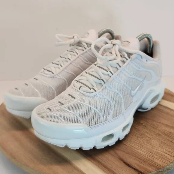 Nike Air Max Plus White Pure Platinum DM2362-100 Women's Size 9.5