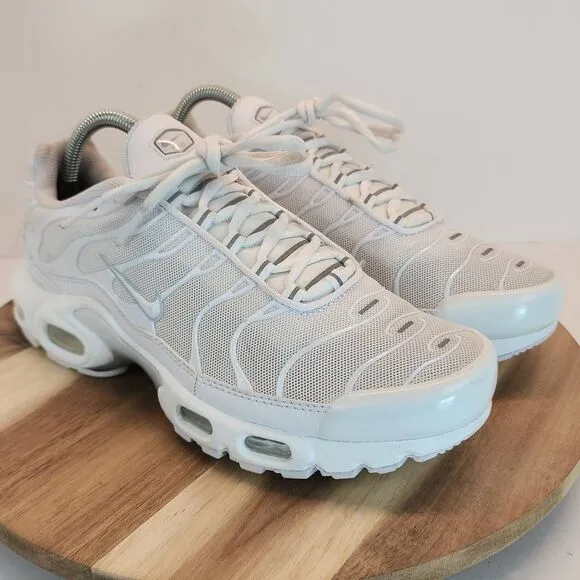 Nike Air Max Plus White Pure Platinum DM2362-100 Women's Size 9.5