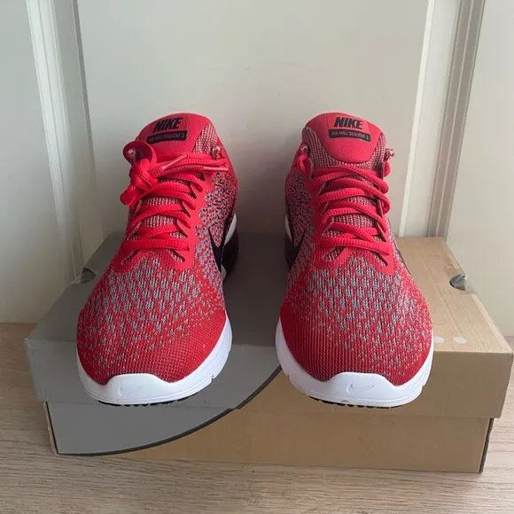 Nike Air Max Sequent 2 Running Shoes University Red/Black  Men Sneakers- SZ 9
