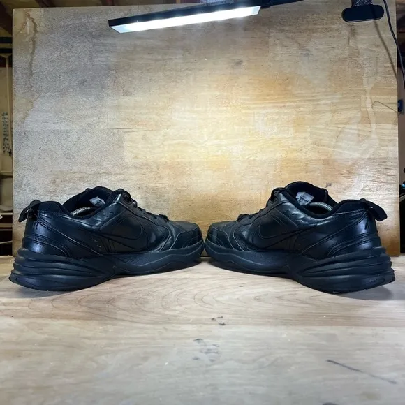 Nike Air Monarch IV 4 Mens Size 13 Shoes Sneakers Triple Black 415445-001