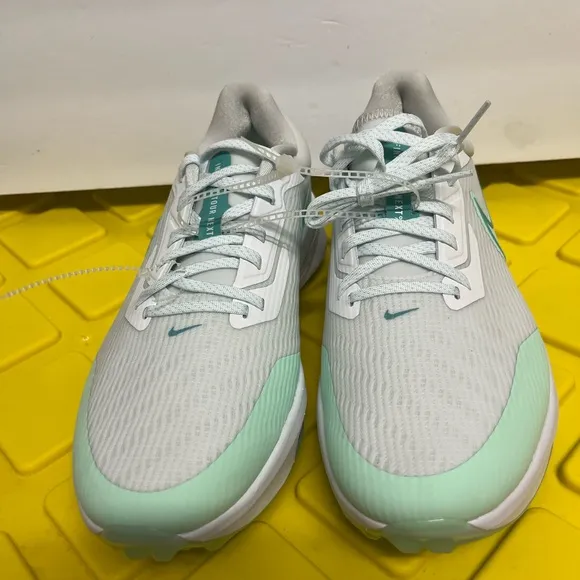 Nike Air Zoom Infinity TOUR Next% Golf Shoes