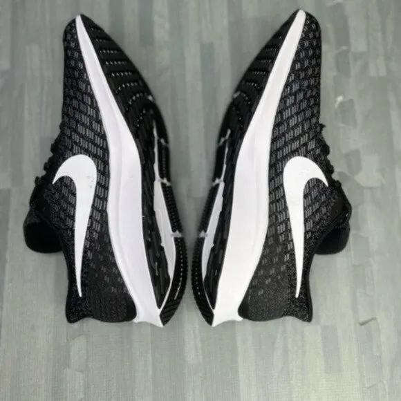 Nike Air Zoom Pegasus 35 Running Shoes Women Size 11.5 Black White