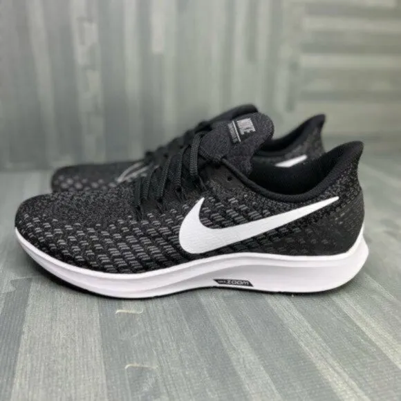 Nike Air Zoom Pegasus 35 Running Shoes Women Size 11.5 Black White