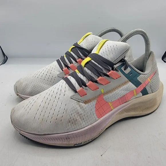 Nike Air Zoom Pegasus 38 Womens Size 6.5 White Running Shoes DC8796-400
