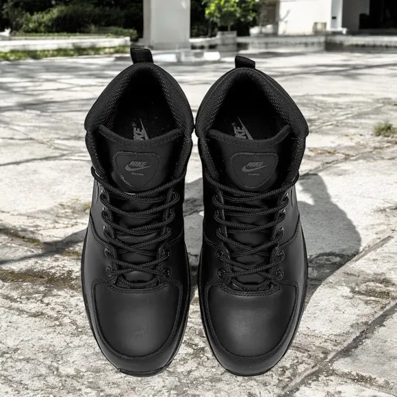 Nike Big Boys All Black Manoa LTR (GS) Shoes