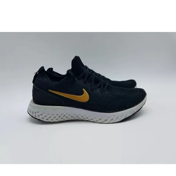 Nike Black Gold Athletic Sneakers Nike Epic React Flyknit Women's Size 7 gym