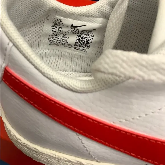 Nike Blazer Low University Red Kids 6.5y