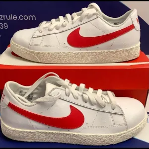 Nike Blazer Low University Red Kids 6.5y