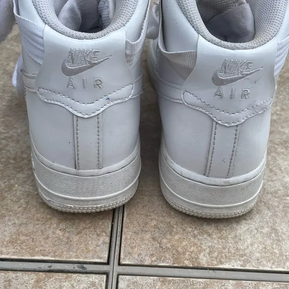 Nike Boys Air Force 1 High Basketball Shoes