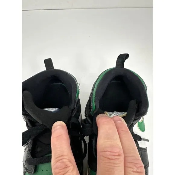 Nike Boys AIR JORDAN 1 MID Pine Green Sz 10C Basketball Shoes 640735-067