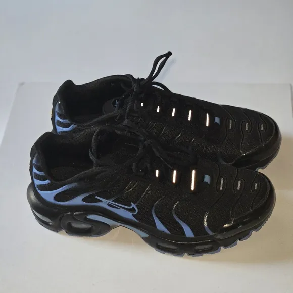 Nike Boys Air Max Plus Boys' Grade School (GS) Running Shoes