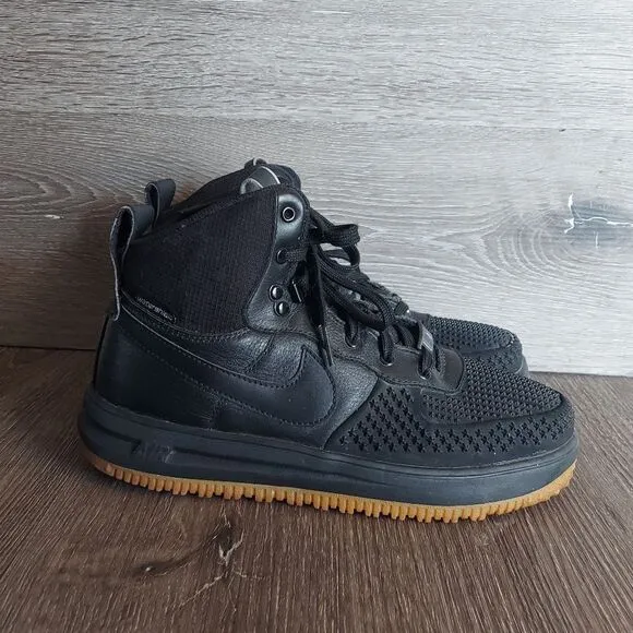 Nike Boys Black Lunar Force 1 Duckboot Shoes Size 6.5 Youth Lace Up High Top