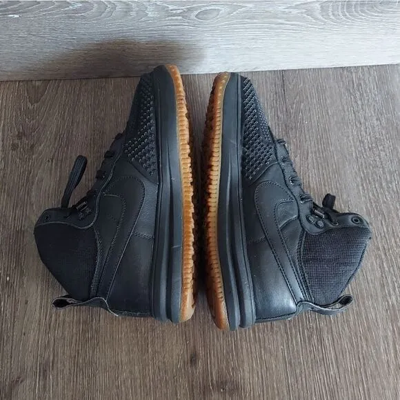Nike Boys Black Lunar Force 1 Duckboot Shoes Size 6.5 Youth Lace Up High Top