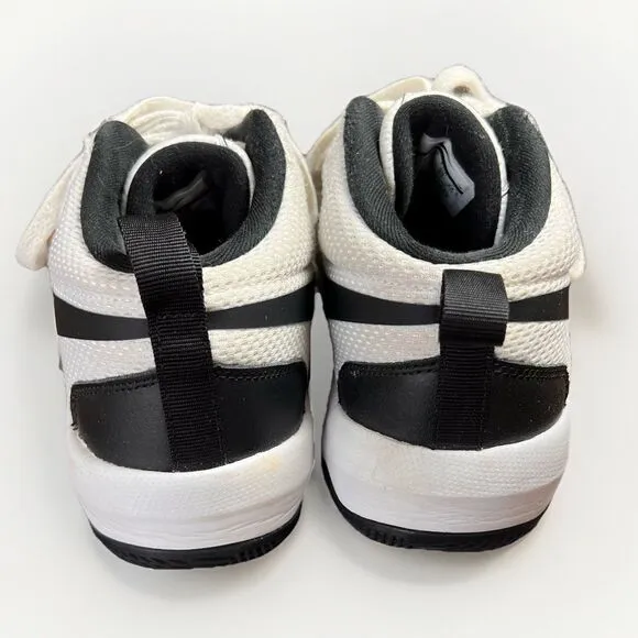 Nike Boys Team Hustle D8 881941-100 White Basketball Shoes Sneakers Size 6.5Y