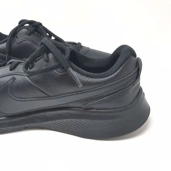 Nike Boys Varsity CN9146-001 All Black Running Shoes Sneakers Size 6.5Y Lace Up