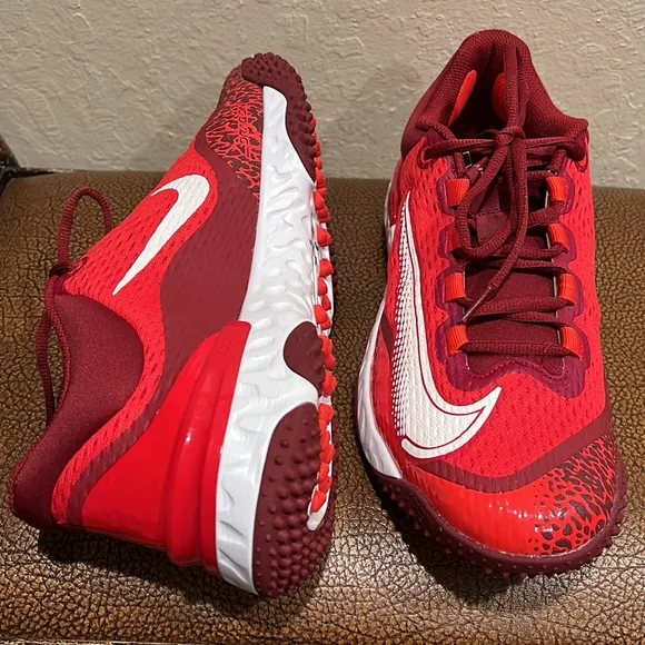 Nike Brand New Alpha Huarache Elite 4 Turf Red/Burgundy Men’s Baseball Shoes!
