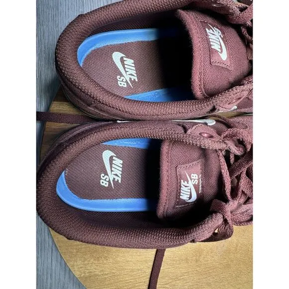 Nike Chron 2 SB Burgundy (dark pony) Gum men’s Size 7