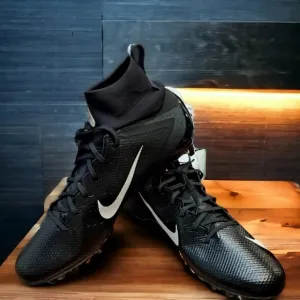 Nike Cleats Men's 16.0 Vapor Untouchable Pro 3 D‎ Football Black NWOT NO BOX