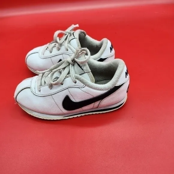 Nike Cortez Size 10 C Shoes White Black