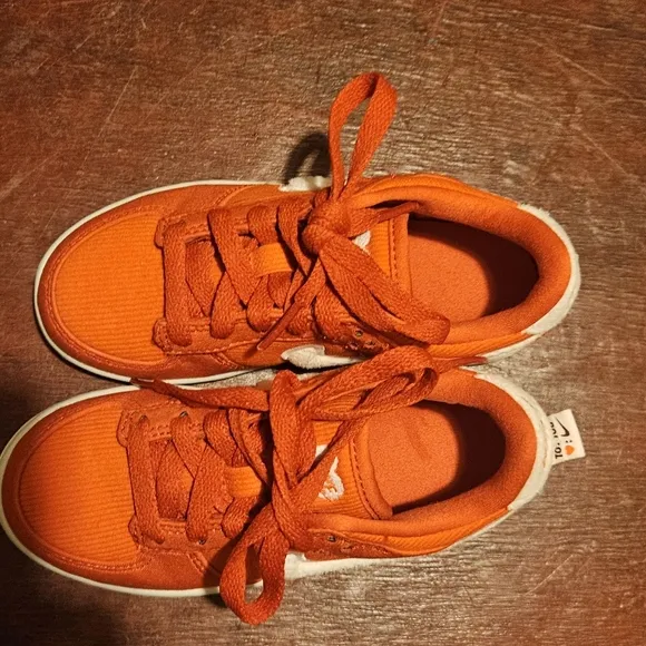 Nike Day Low Valentine's Day Solemates Girls 12