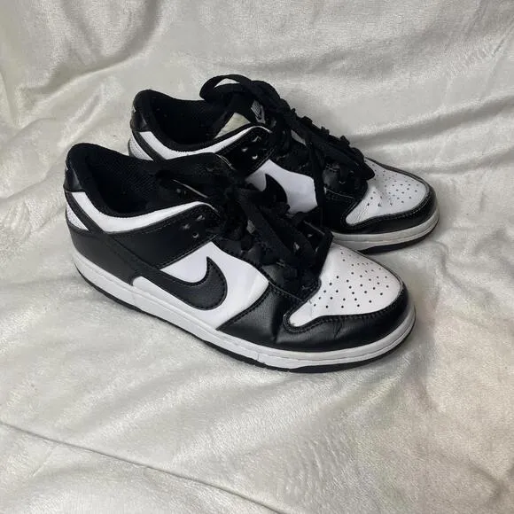 Nike Dunk Low Black and White (Panda) Sneakers Size 6.5