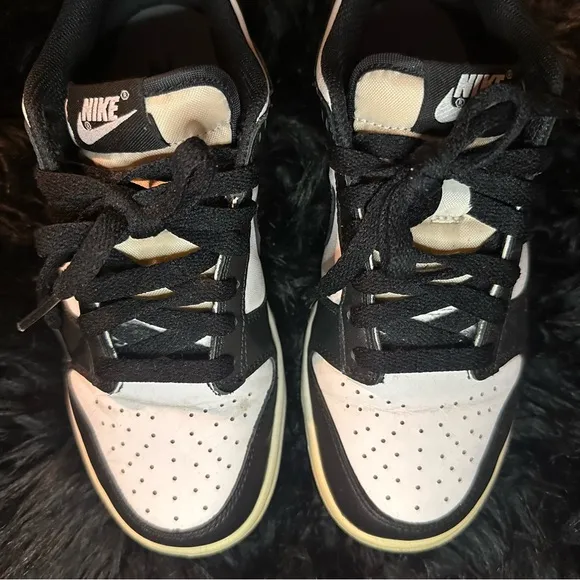 Nike Dunk Low “Panda”