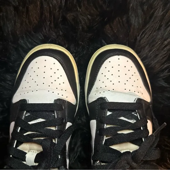 Nike Dunk Low “Panda”