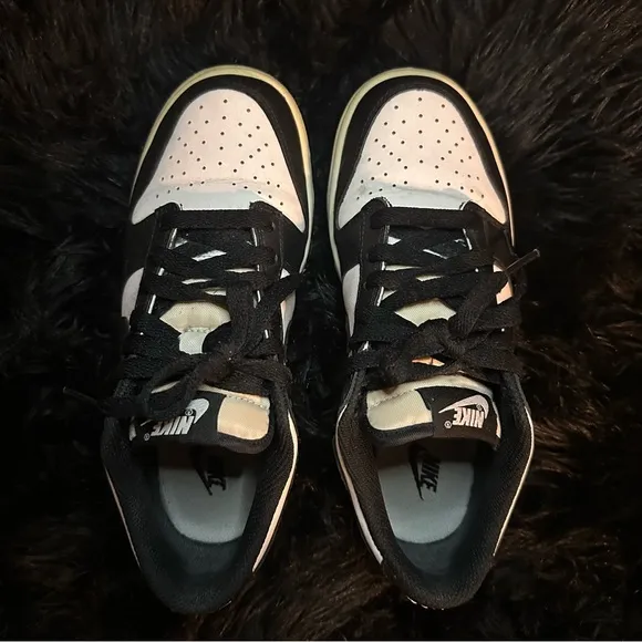 Nike Dunk Low “Panda”