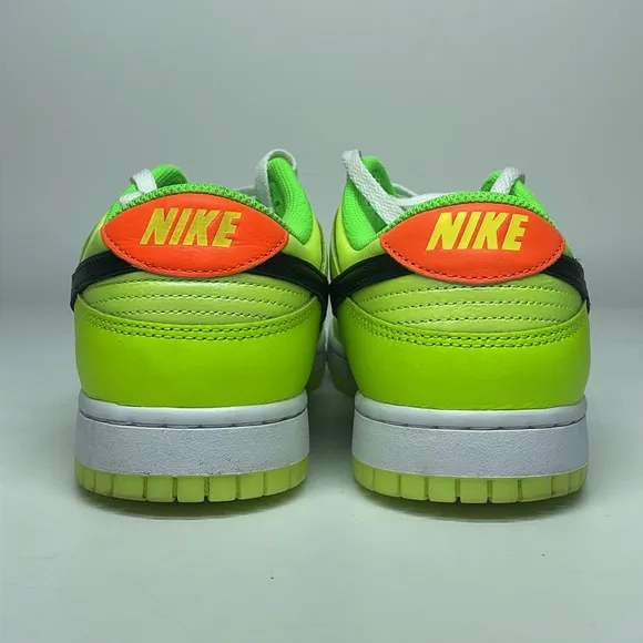 Nike Dunk Low SE Shoes Splash Volt Green FJ4610-702 GLOW IN DARK size 10.5 USED