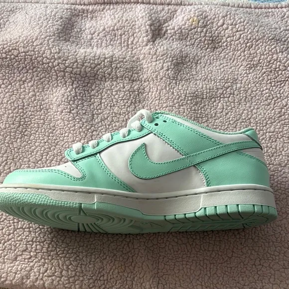 Nike Dunk LowGreen Glow