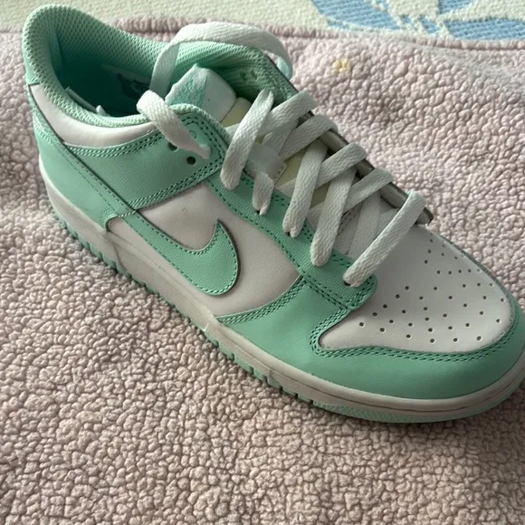 Nike Dunk LowGreen Glow