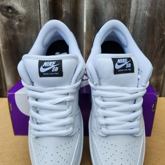 Nike Dunk Pro SB Low White Black Size 9