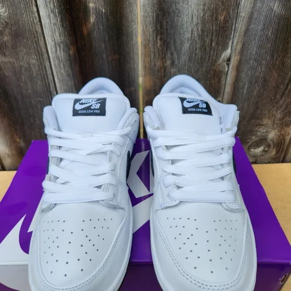 Nike Dunk Pro SB Low White Black Size 9
