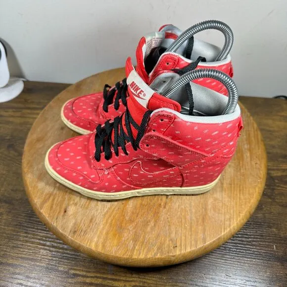 Nike Dunk Sky High Hyper Pink Hidden Wedge Women's Size 6.5 Shoes 543258-600