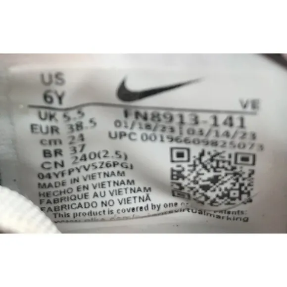 Nike Dunk Youth 6Y Low Top Paisley White Blue Athletic Shoes