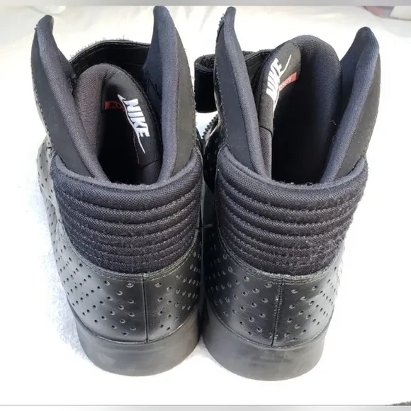 Nike Flystepper Mens Athletic Sneaker 2K3 BLACK On BLACK All Star Premiu…