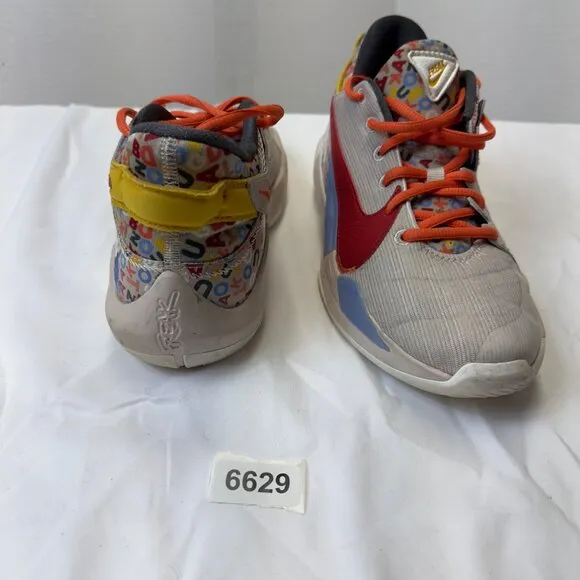 nike freak 6.5 youth alphobet shoes preowned see all pictures