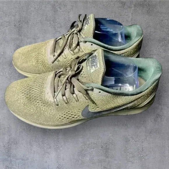 Nike Free RN Flyknit Shoes Men’s Size 12 Olive