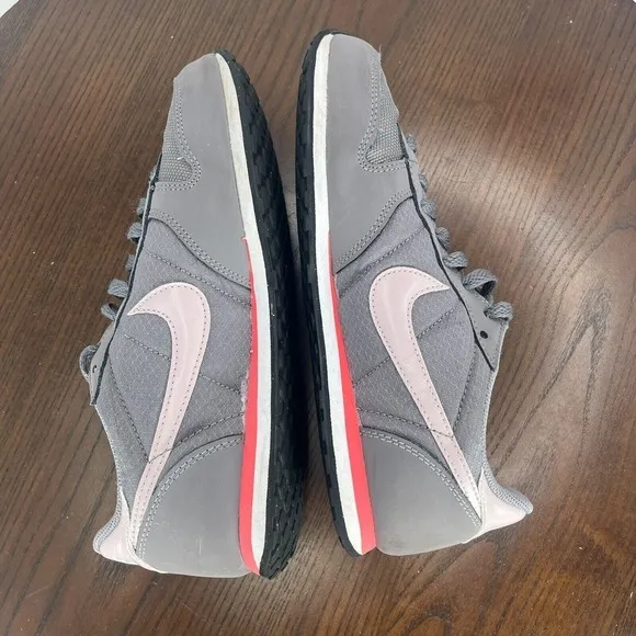 Nike Genicco Shoes Women's 8 Gray Pink‎ Lace Up Low Top Sneakers 644451-004