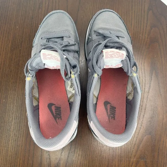 Nike Genicco Shoes Women's 8 Gray Pink‎ Lace Up Low Top Sneakers 644451-004
