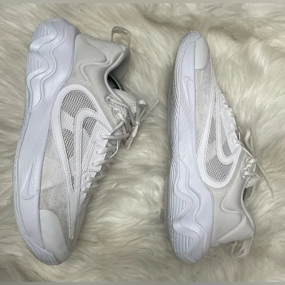 🏀Nike Giannis Immortality 3 Triple White Mens Shoes size 9