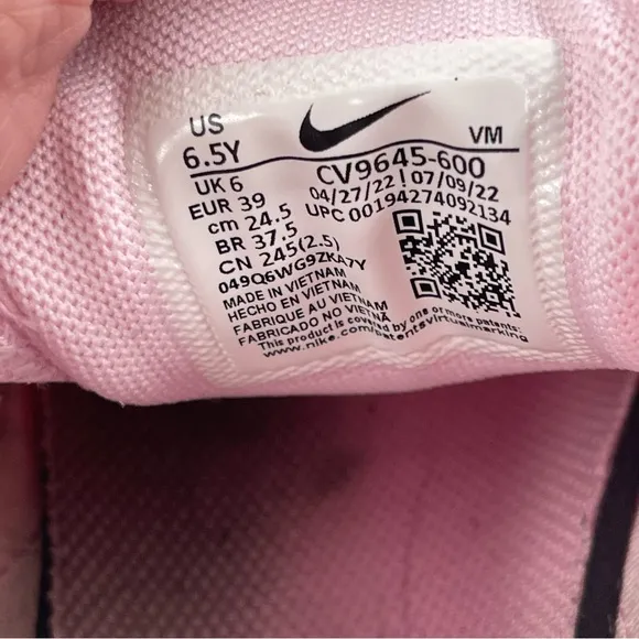 Nike Girls Air Max 270 - SZ 6.5 Y - Triple Pink Lace-Up Athletic Shoes Sneakers