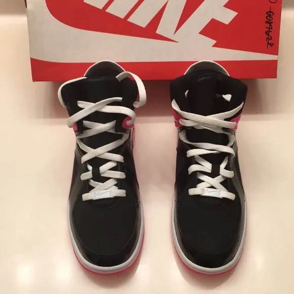 Nike Girls Basketball Shoes
