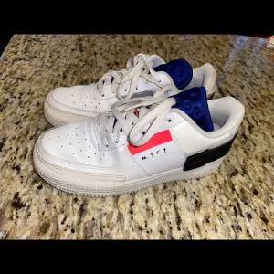 Nike GS Air Force 1 Low Drop Type Summit White Girls shoes Size 5.5 youth